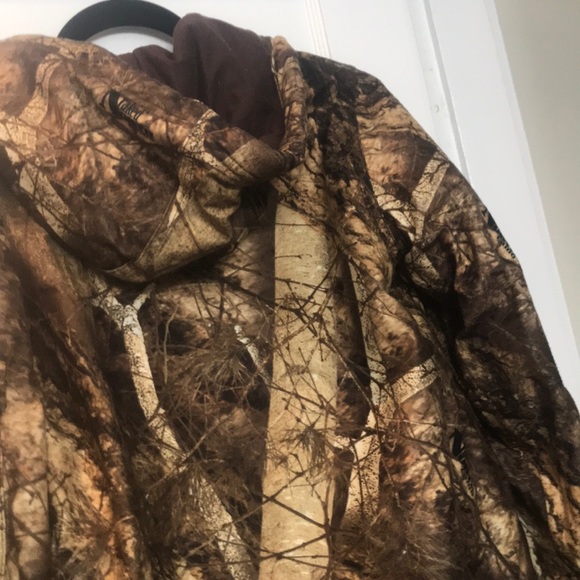Comfy puffy camo jacket - Picture 2 of 3